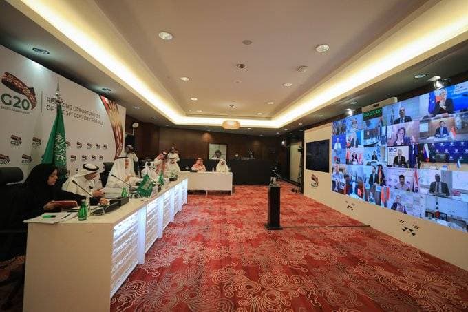 جانب من الجلسة الافتراضية لوزراء الطاقة في مجموعة العشرين، أمس.