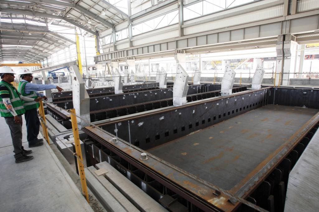 المبادرات تضمنت دعم رسوم المدفوعات لجميع المتاجر ومنشآت القطاع الخاص لمدة ثلاثة أشهر.