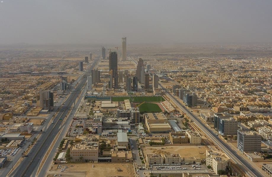  13 اشتراطا تعيد الحياة للأسواق التجارية في الرياض.. أبرزها غلق المناطق الترفيهية وعدم اصطحاب الأطفال