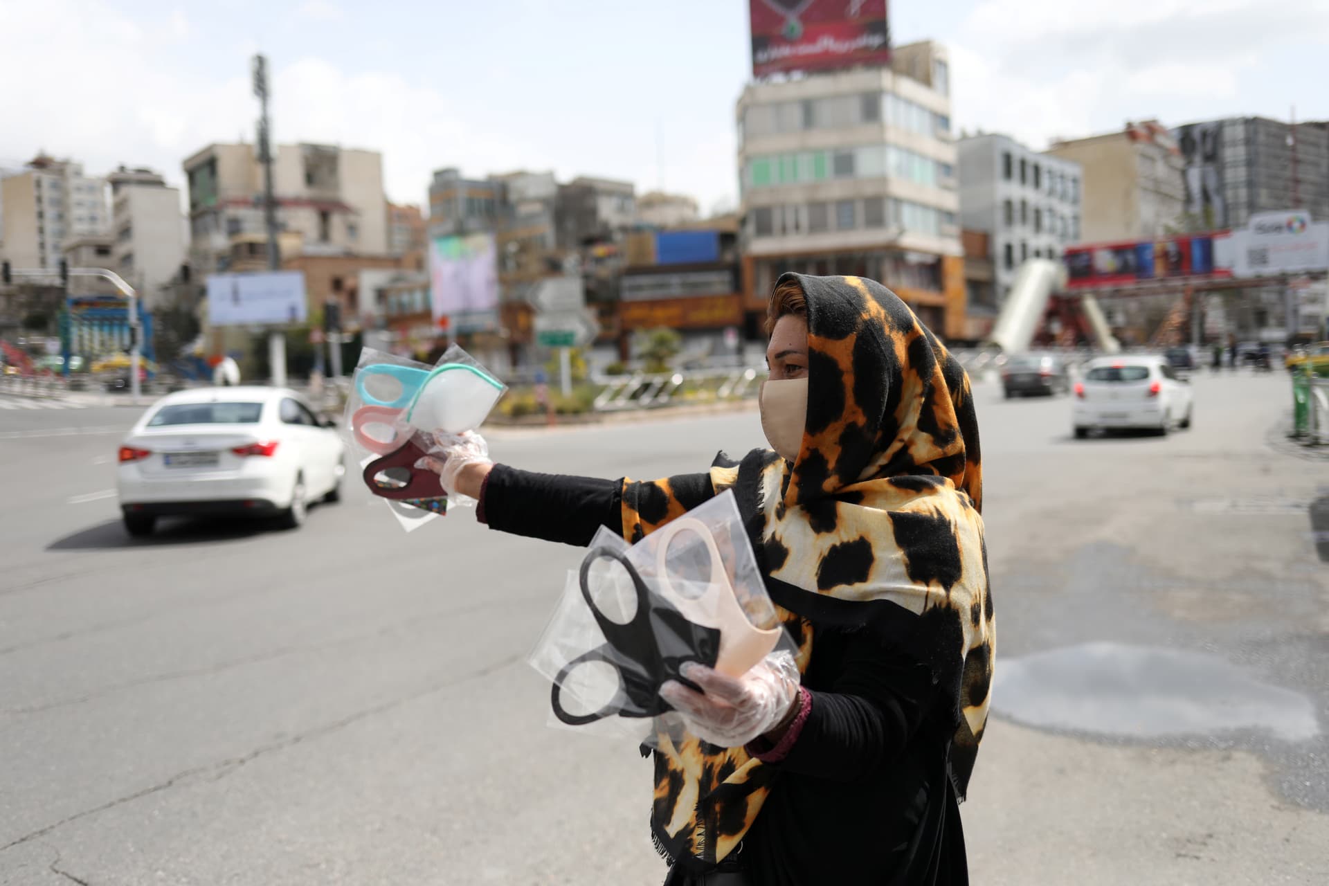 إيران: تسجيل 158 وفاة جديدة بكورونا