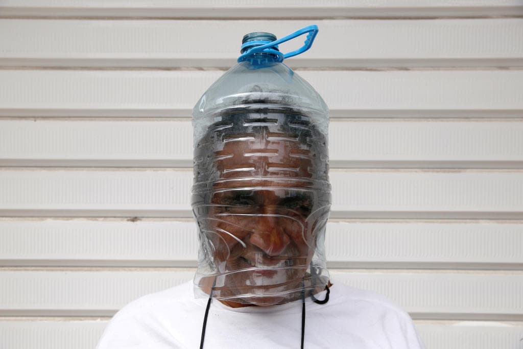 فيروس كورونا يقطع على مغامرين جولاتهم حول العالم