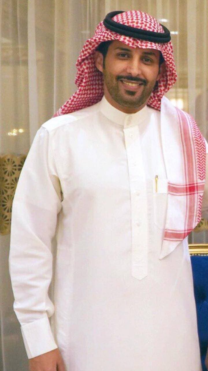 العريني: تخفيض الرواتب بلا إجبار