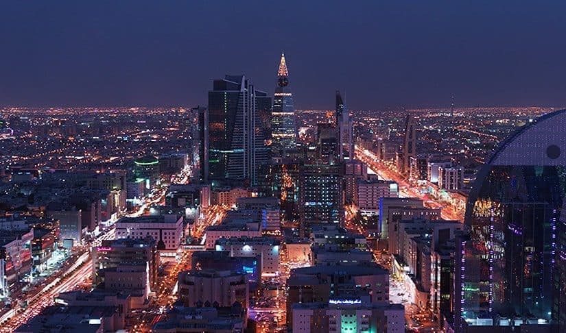 "فيتش" تثبت تصنيف السعودية عند A  .. قوة مالية بما فيها الاحتياطيات الأجنبية