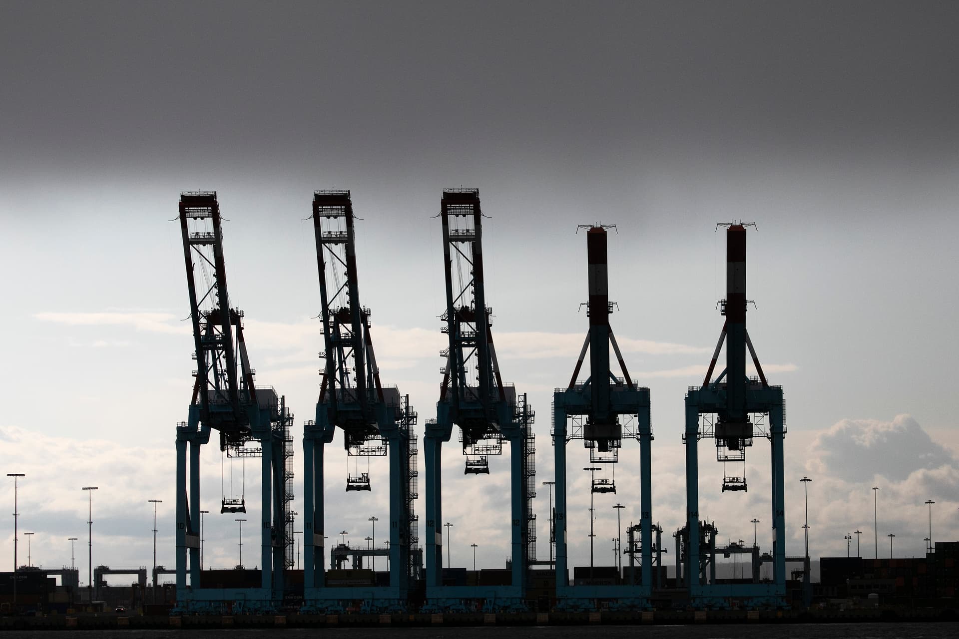 الصين تعفي بعض السلع الأمريكية من رسوم جمركية إضافية