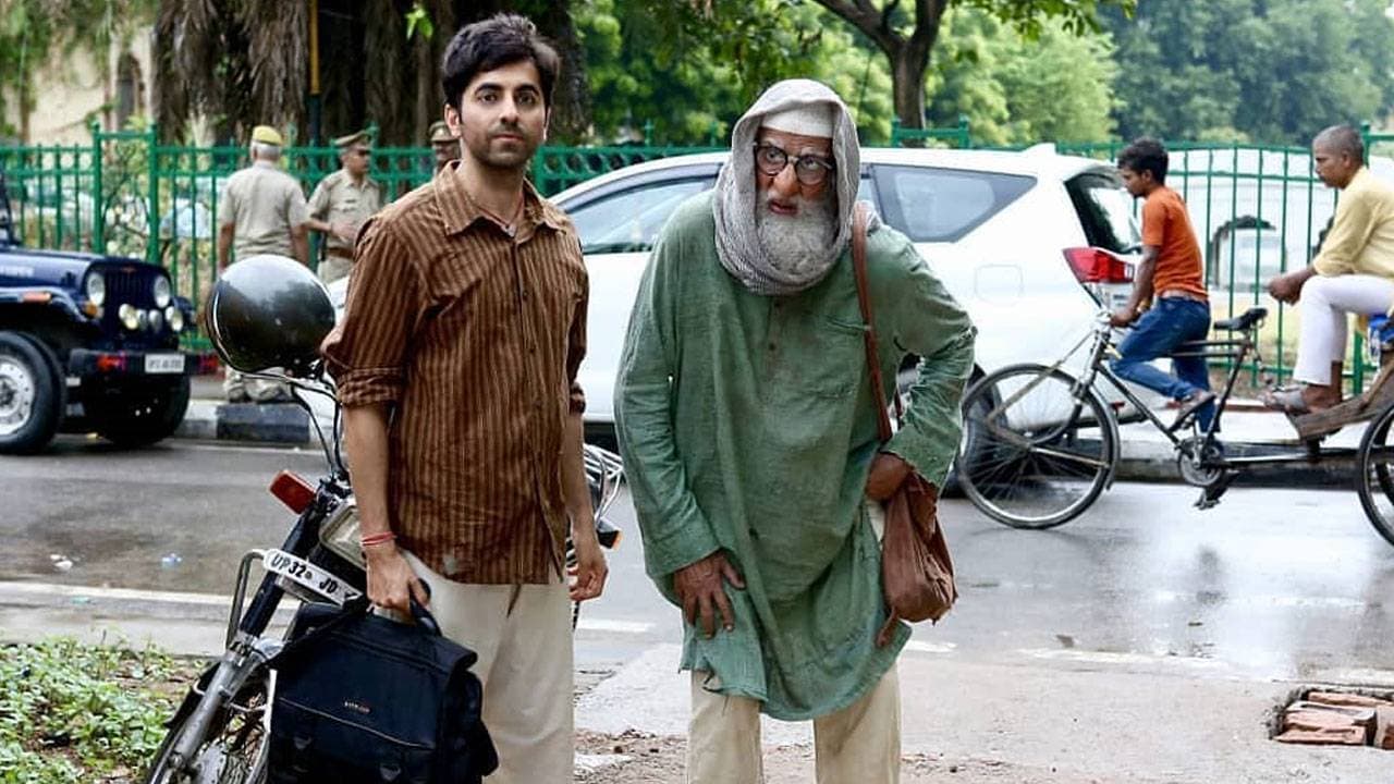 أميتاب باتشاب في مشهد من الفيلم.