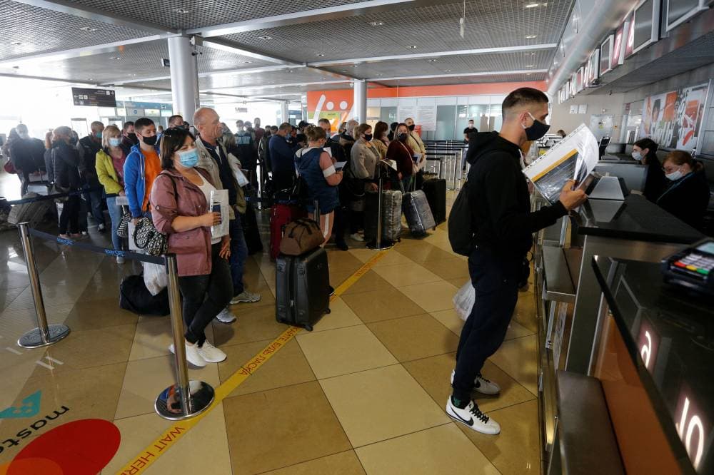 العديد من شركات الطيران على مستوى العالم تكافح من أجل البقاء في أزمة كورونا. "رويترز"