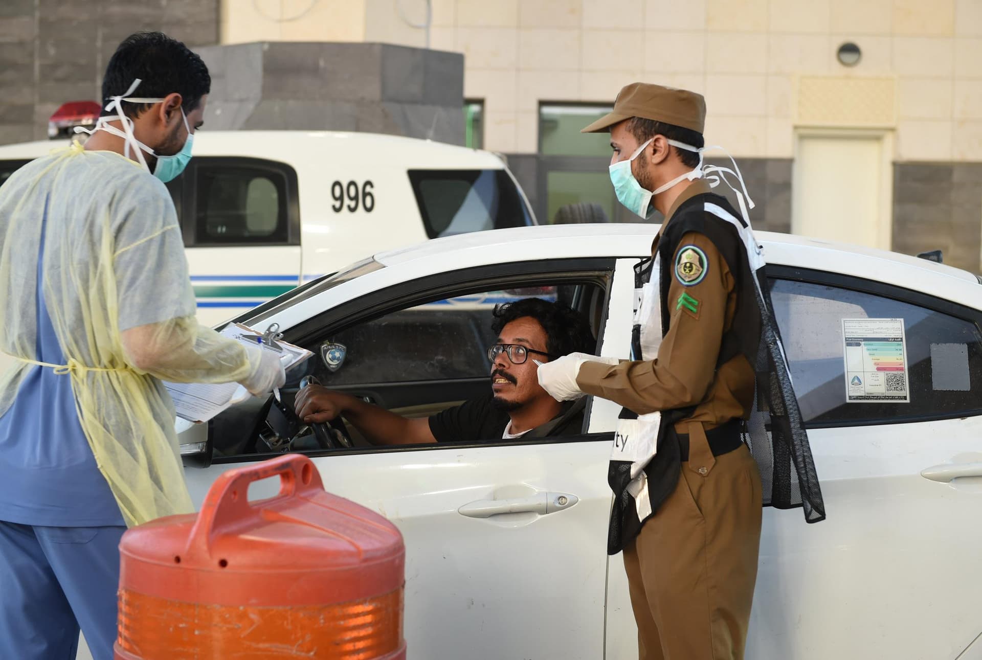 "صحة مكة" تكلف 30 ممارسا صحيا لتنفيذ الفحص الموسع في مكة المكرمة