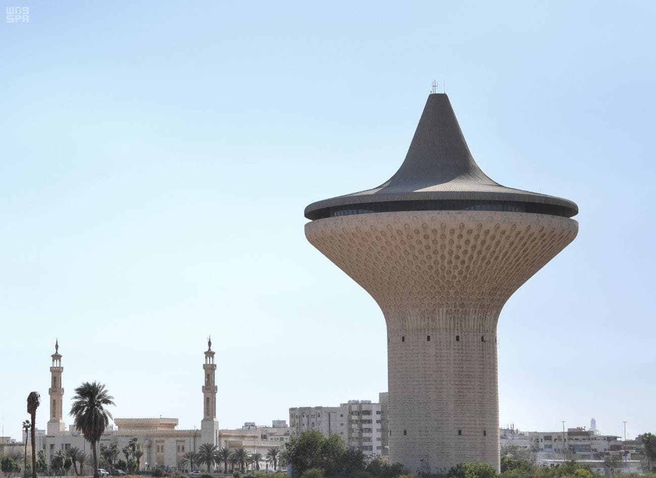 أنشأ البرج عام 1977."واس"