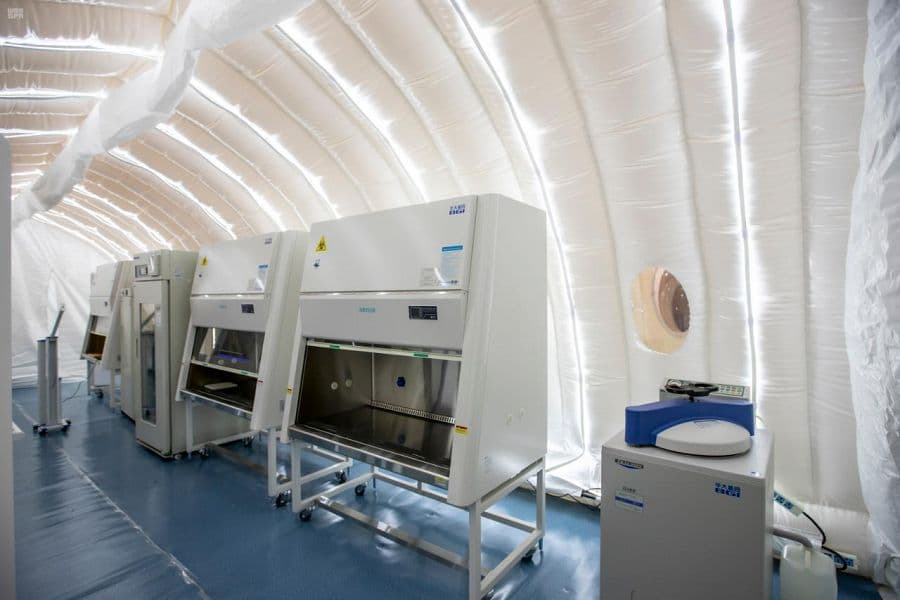 "المختبر الهوائي" في المدينة المنورة .. نتائج سريعة وطاقة استيعابية لـ 10 آلاف عينة يوميا