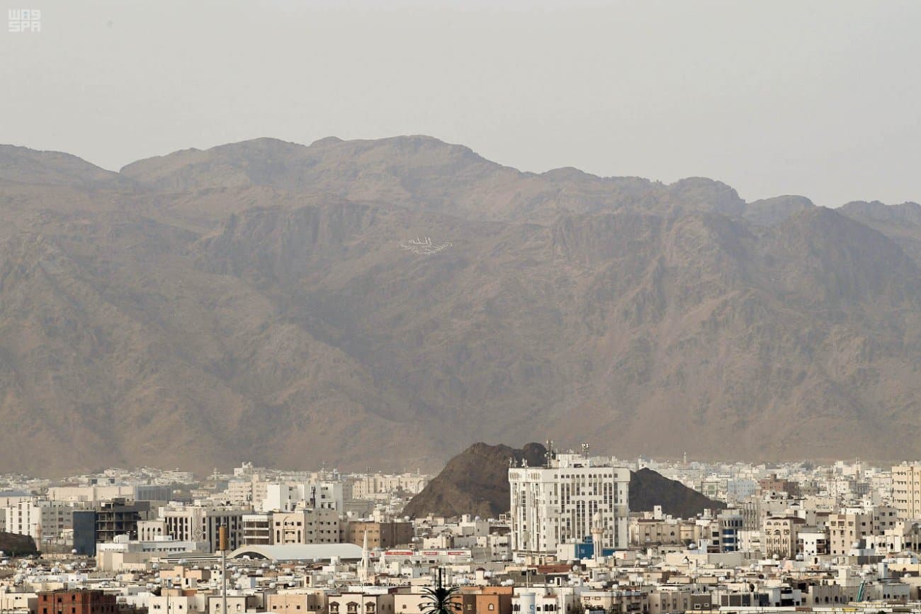  جبل أحد معلم تاريخي بارز في المدينة المنورة 