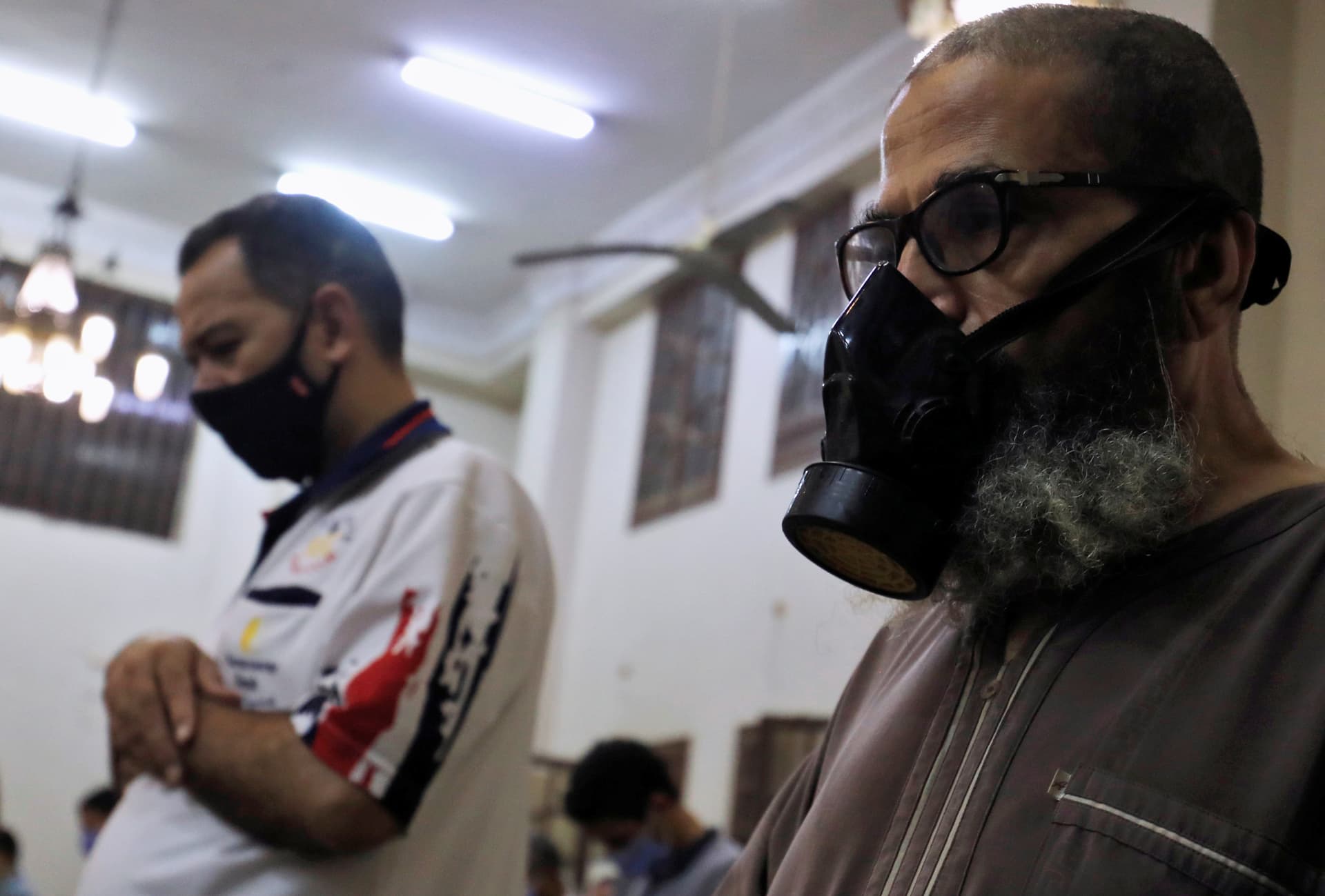  مساجد مصر تستقبل المصلين وإعادة الافتتاح التدريجي لبعض الأنشطة بعد 90 يوما من الإغلاق