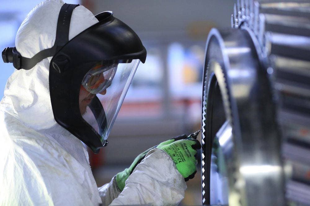 ألمانيا استنفرت قوى جيشها المدني لمكافحة الفيروس