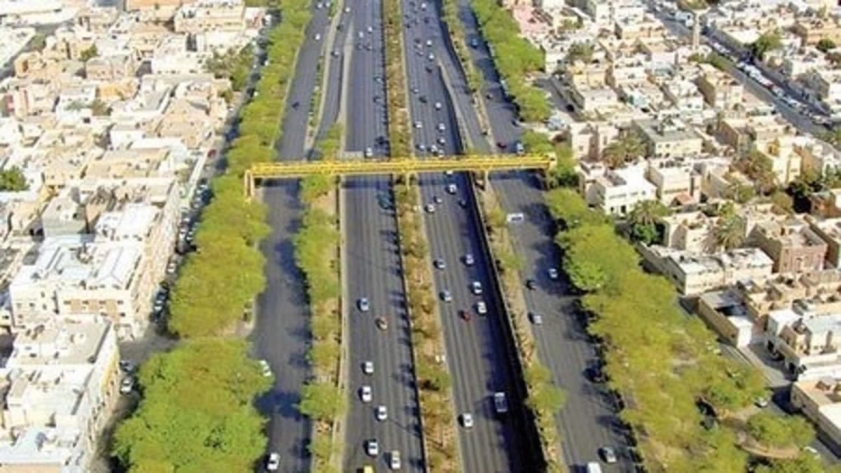 اعتماد دليل تنظيم وتشجير مواقف المولات والمجمعات التجارية في الرياض