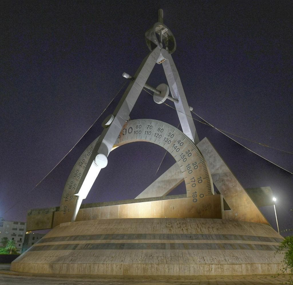 600 مجسم جمالي في مدينة سعودية .. متحف مفتوح