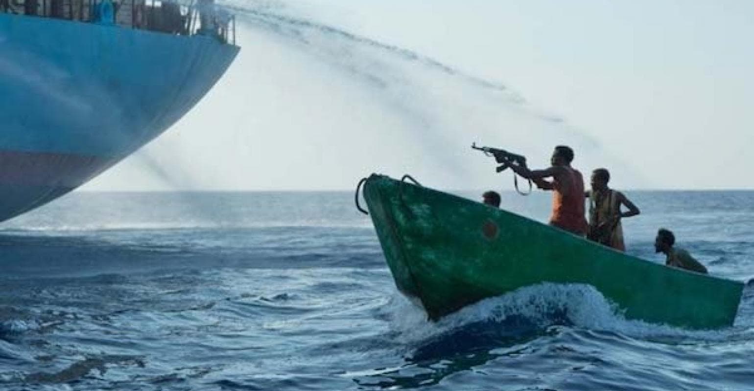 قراصنة يخطفون 13 بحارا في خليج غينيا.. 7 منهم يحملون الجنسية الروسية
