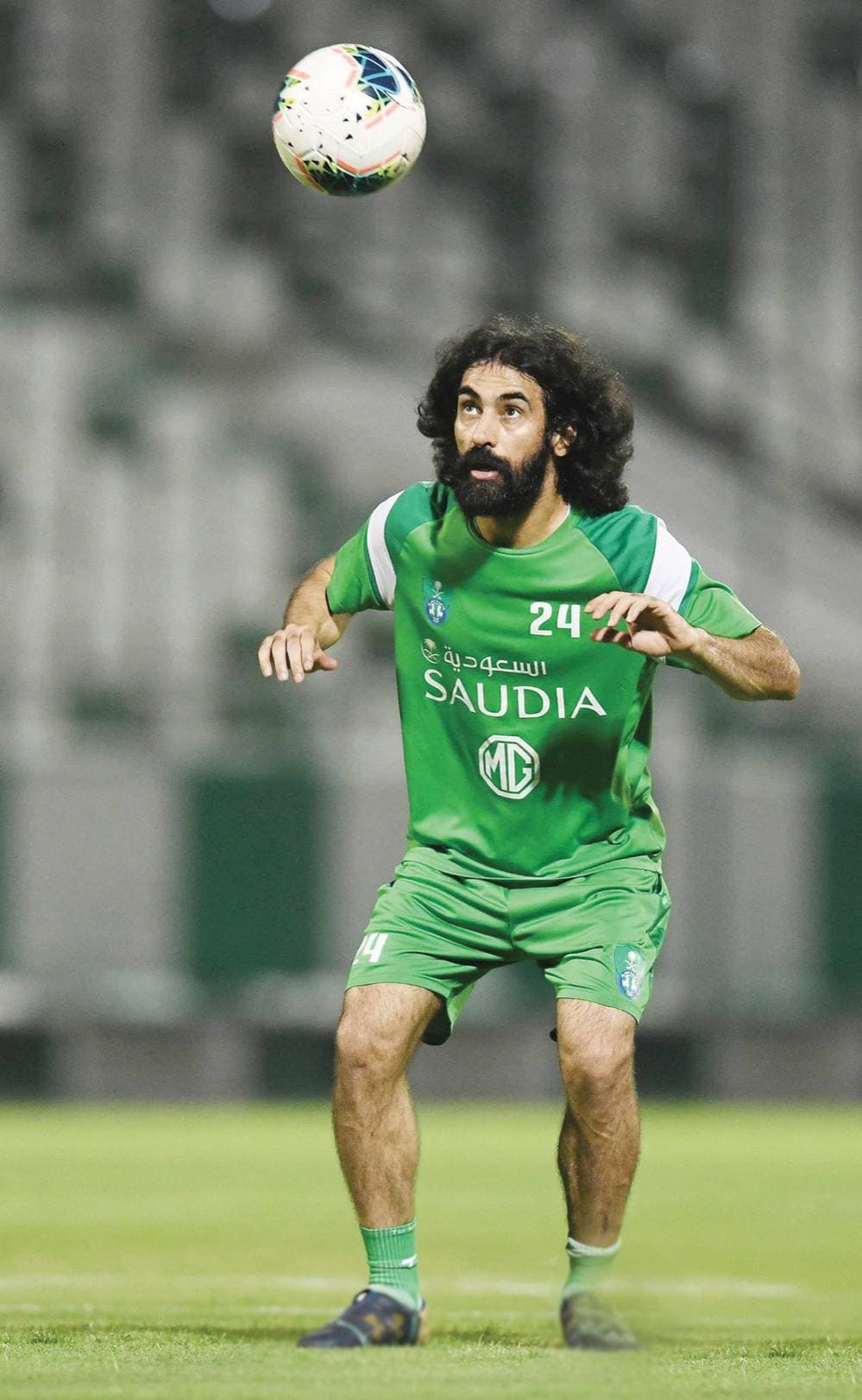 حسين عبدالغني خلال تدريبات الأهلي أمس. «مركز الأهلي الإعلامي »