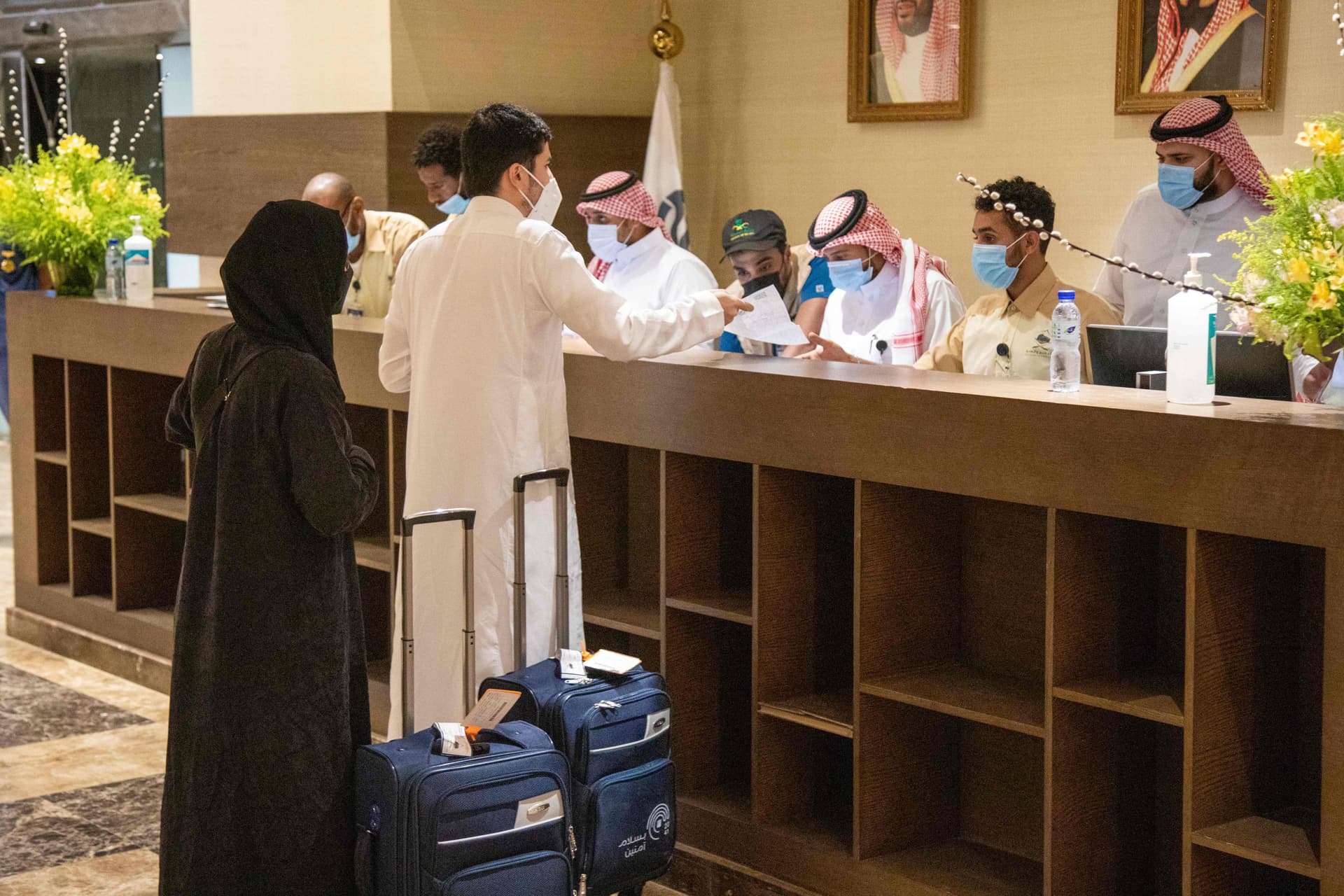 طلائع الحجاج تصل إلى مكة المكرمة