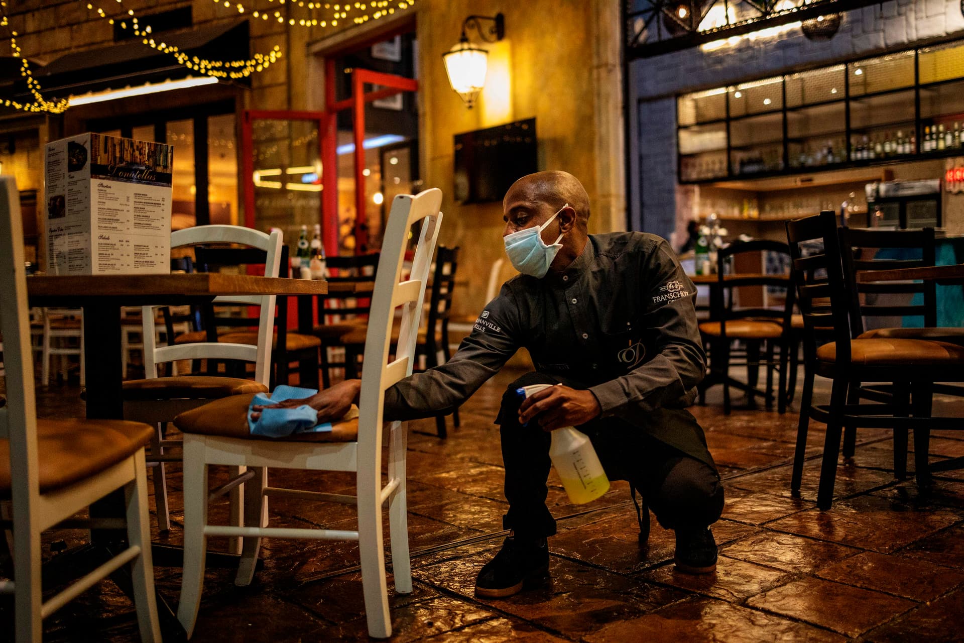 "كورونا الجديد".. فيروس أسرع انتشارا وأقل عدوانية