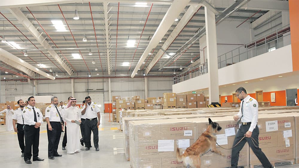 تدريب الكلاب على اكتشاف كورونا في السعودية