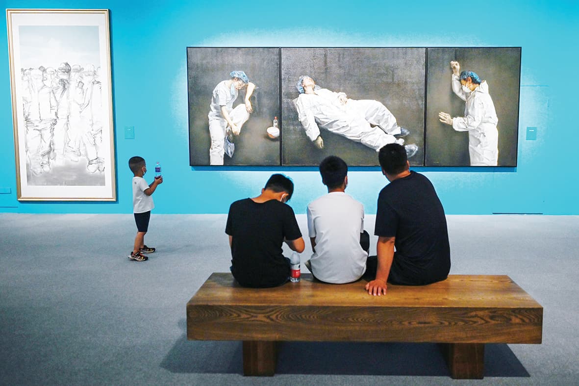 بالفن التشكيلي .. بكين تمجد معركتها  ضد الجائحة