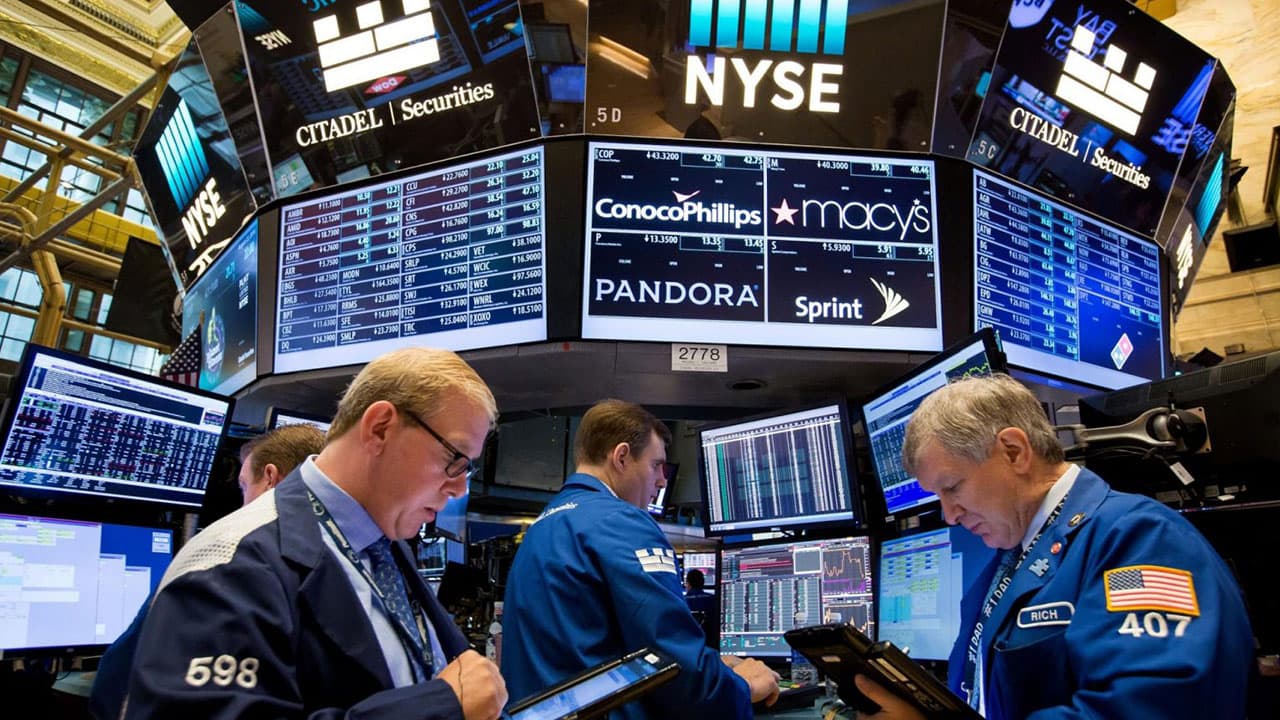 ناسداك .. إغلاق قياسي مرتفع بعد انتعاش في نشاط صفقات بالمليارات