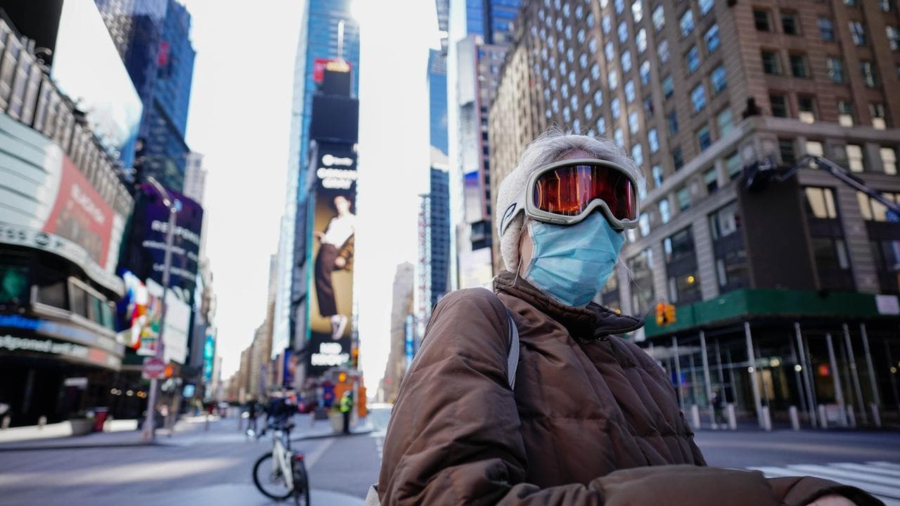 ولاية نيويورك: سنعيد فحص أي لقاح لكورونا قد تجيزه إدارة ترمب