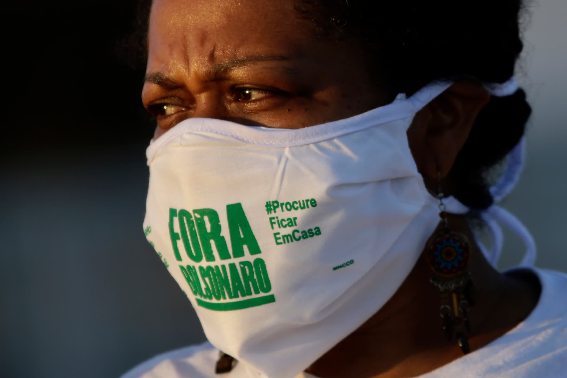 أرقام مرعبة في البرازيل .. 32 ألف إصابة كورونا و700 وفاة في يوم