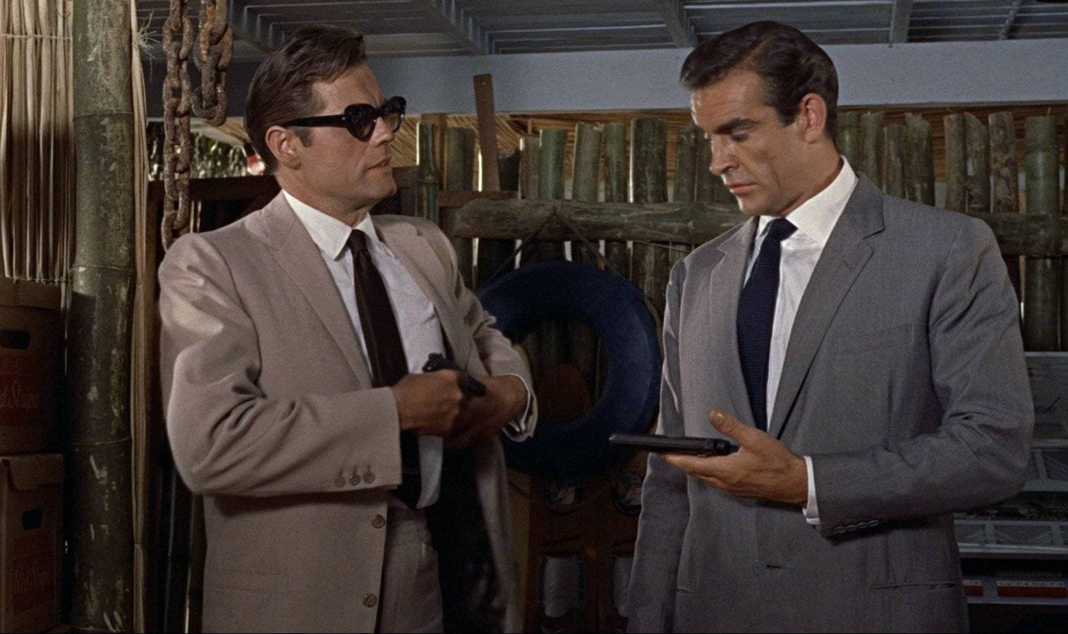 إرسل جيمس بوند الحقيقي إلى بولندا بعد عامين من طرح أول أفلام العميل 007.