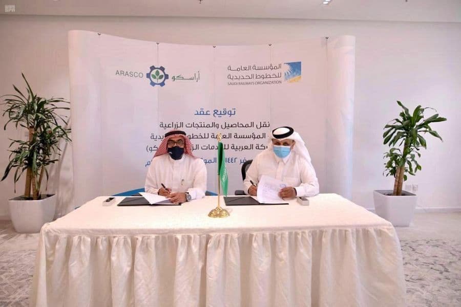 اتفاقية لنقل 600 ألف طن من المنتجات الزراعية لـ "أراسكو" عبر الخطوط الحديدية