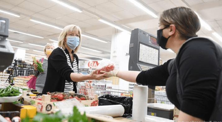 بلغاريا تطبق الارتداء الإجباري للكمامة في الأماكن العامة والمكشوفة