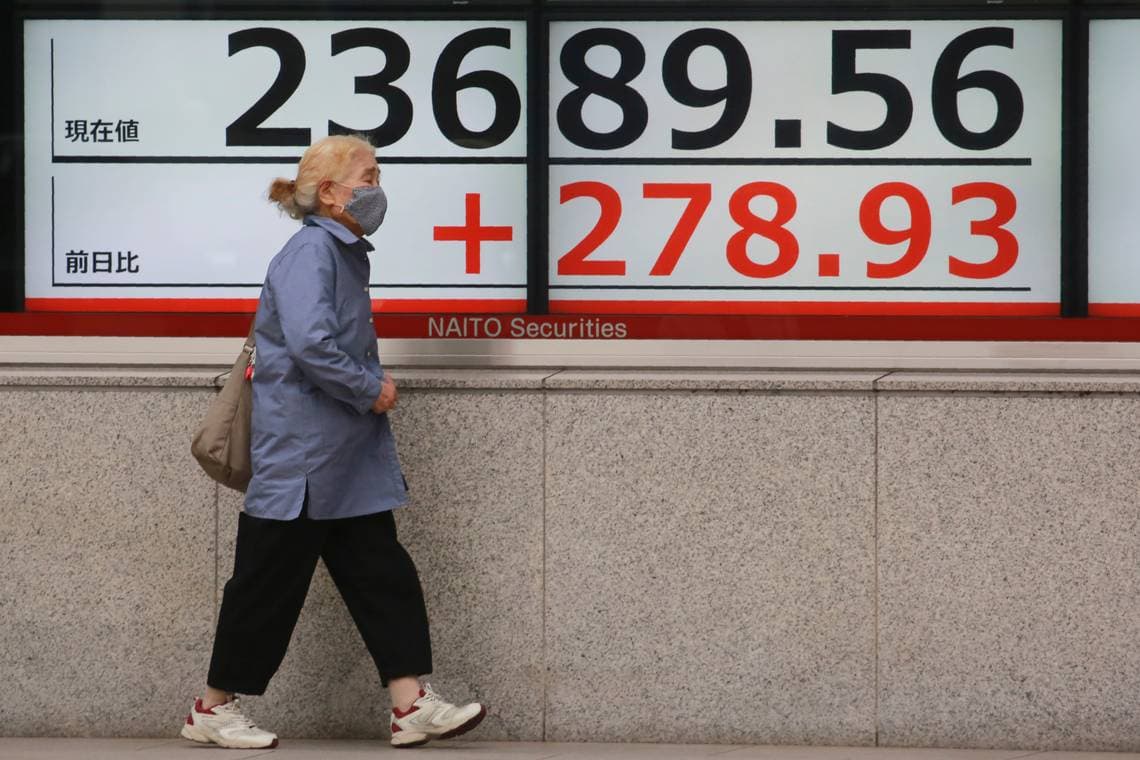 أسهم اليابان تغلق على تراجع وسط صعود الين وضبابية سياسية أمريكية 
