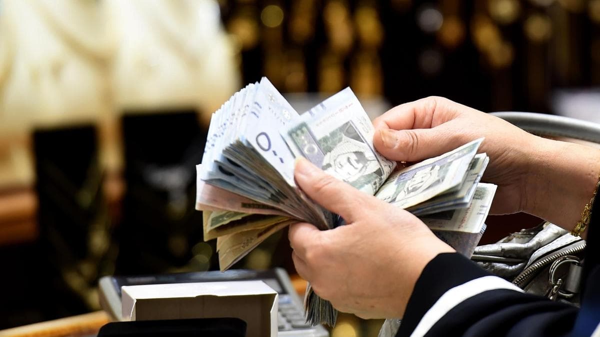 13.21 مليار ريال تحويلات الأجانب في السعودية خلال سبتمبر.. نمت 28.6%  