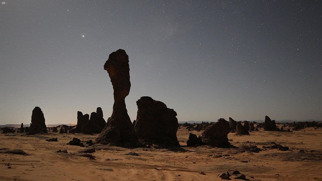 العلا تفتح المواقع التراثية للسياح بحزمة واسعة من الأنشطة