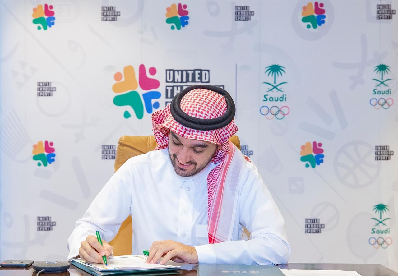 الأولمبية السعودية توقع مذكرة تفاهم مع United Through Sports