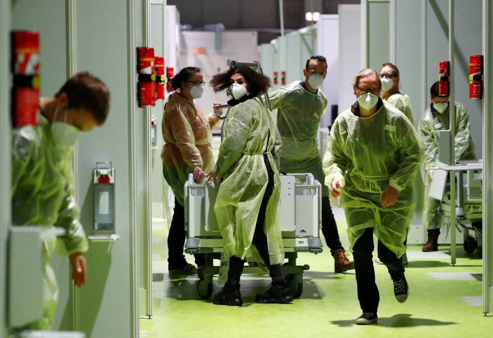 قيود ألمانية جديدة .. وميركل: لن ننتظر حتى امتلاء وحدات العناية المركزة