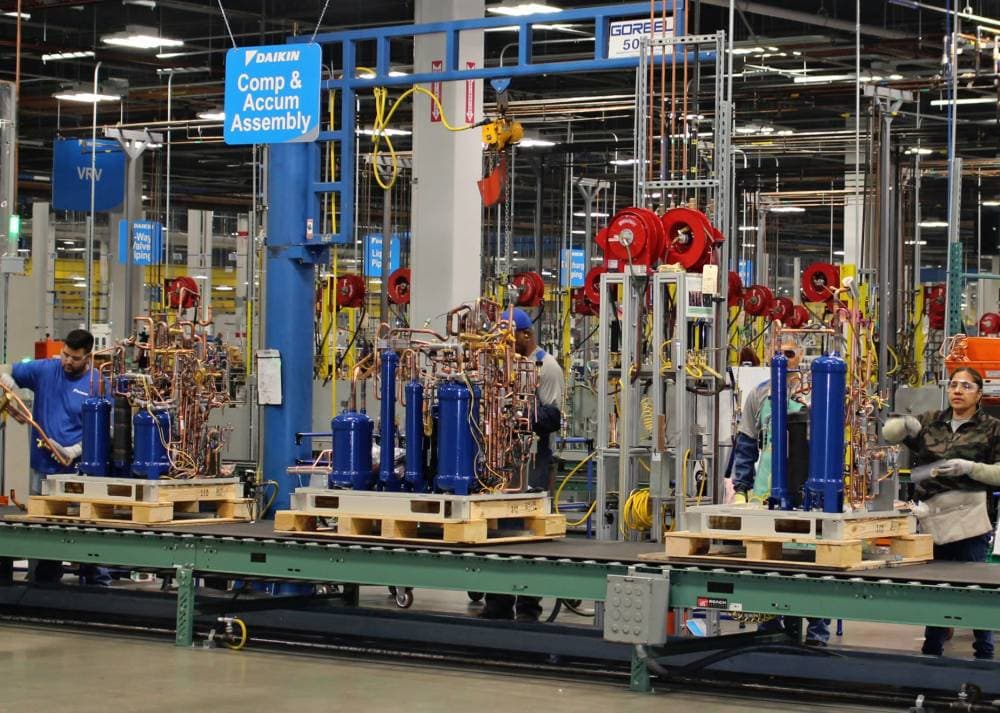 الاقتصاد الأمريكي يفقد زخم التعافي .. 3.7 مليون شخص فقدوا وظائفهم في أكتوبر