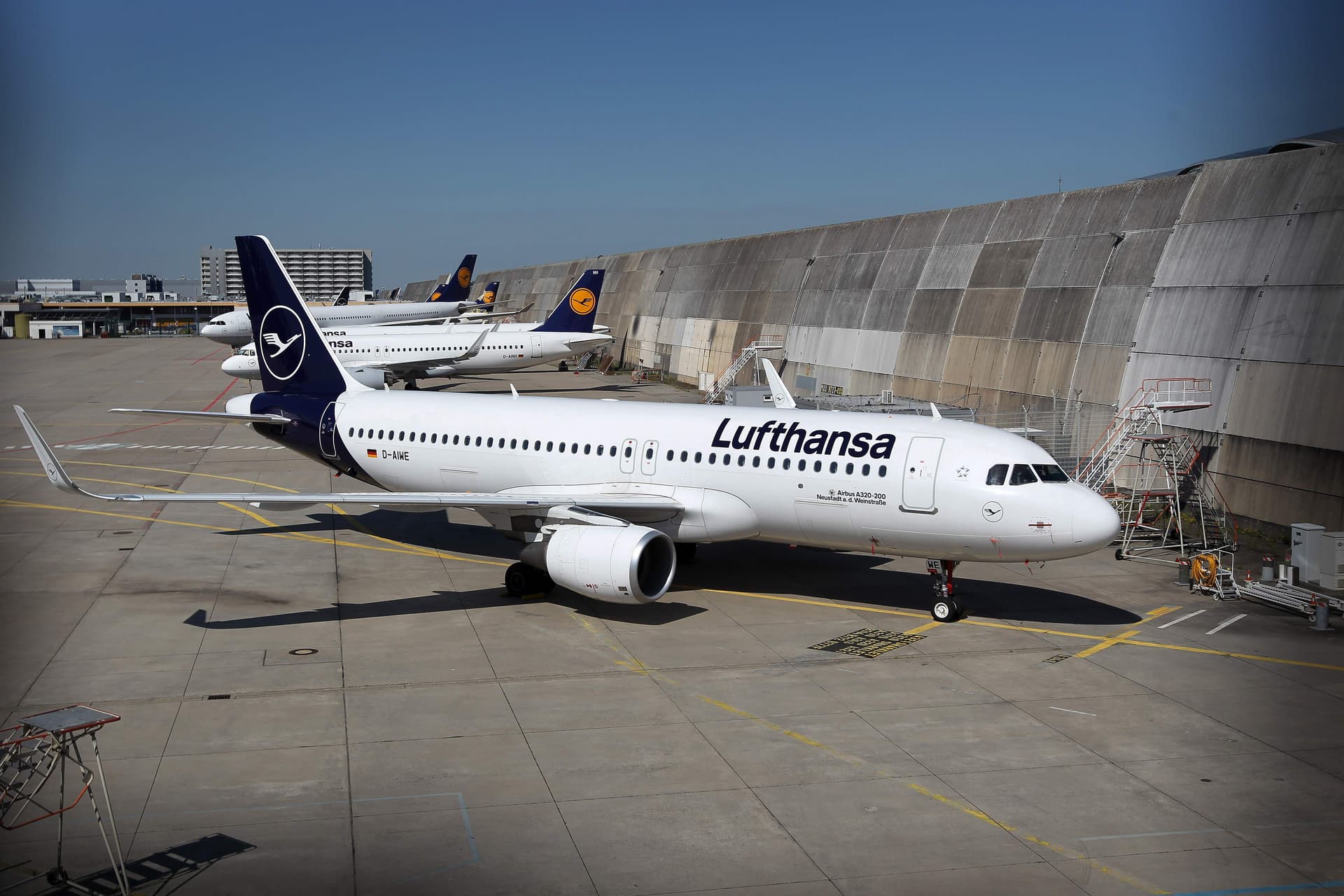 لوفتهانزا تشطب 29 ألف وظيفة بحلول نهاية العام بسبب كورونا