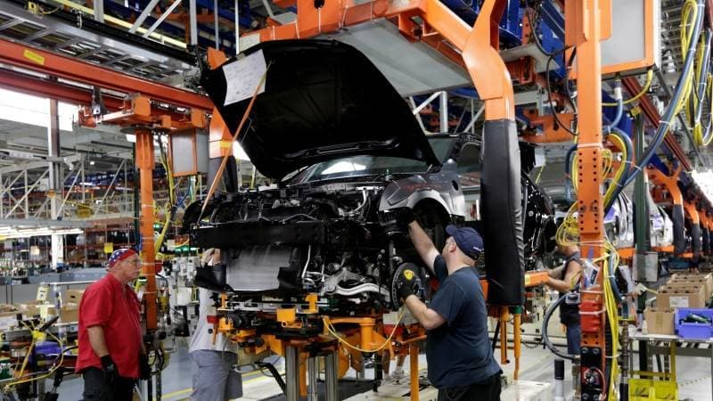 يجب الحفاظ على سياسة نقدية تيسيرية وظروف مالية مواتية الأسس لانتعاش قوي ومستدام.