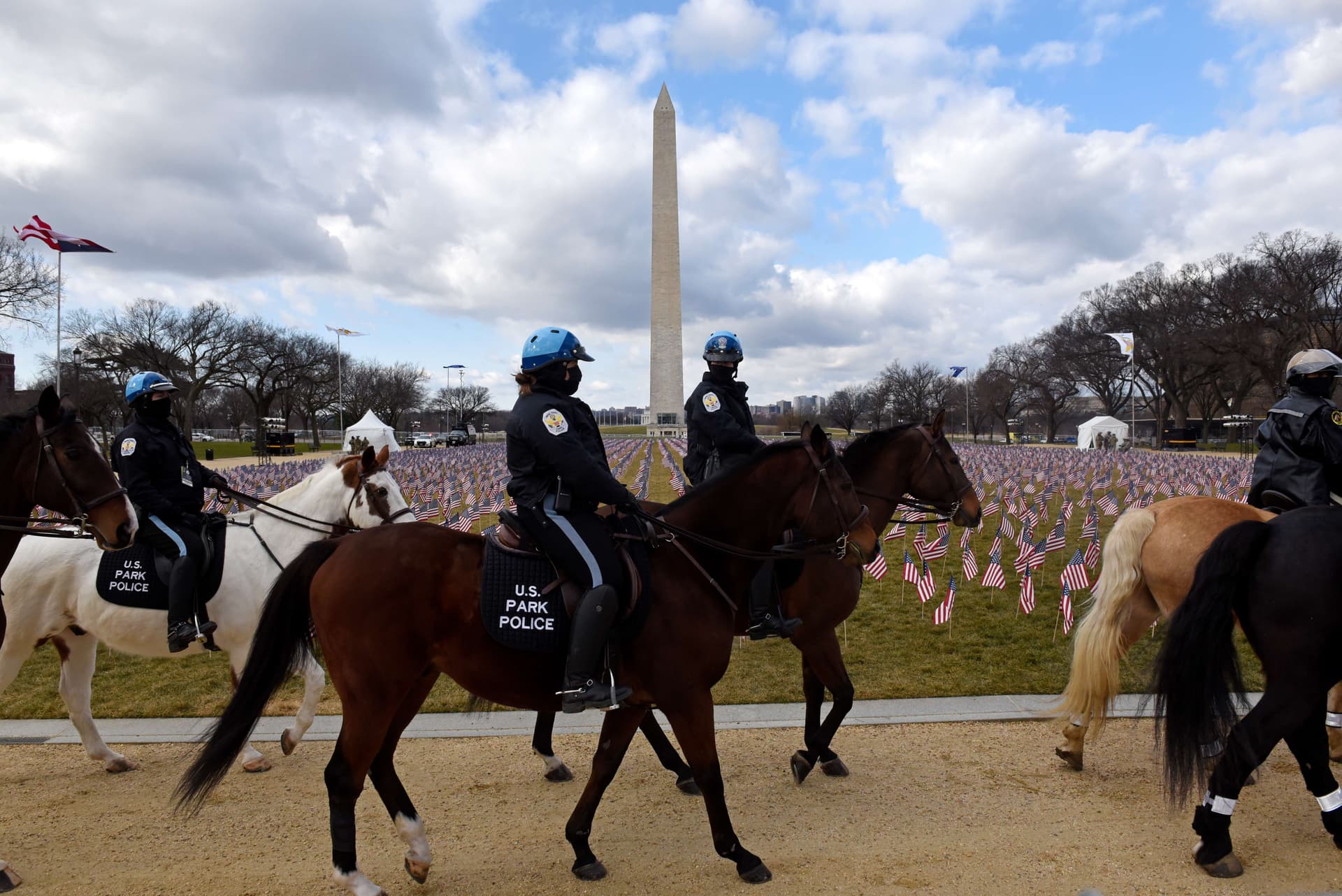 بايدن يصل إلى مبنى الكونجرس لأداء القسم كرئيس للولايات المتحدة