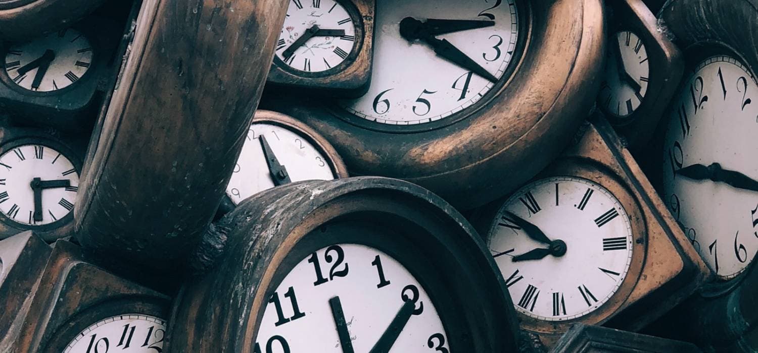 اختزال الحياة في بعدها المادي الصرف يكشف عن رؤية محدودة وقاصرة.