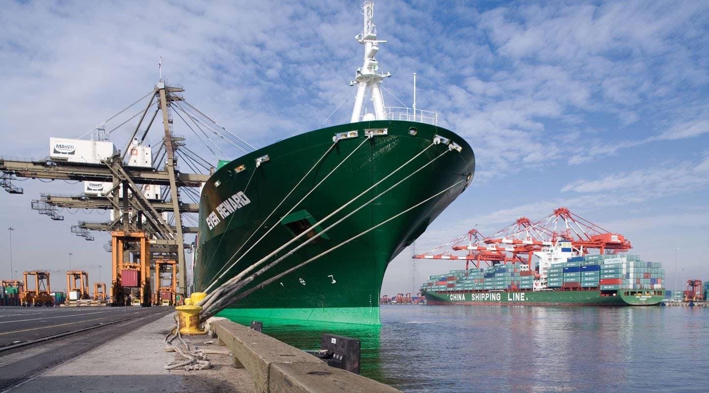 اتهم الممثل التجاري الأمريكي الصين بمواصلة منع قطاعات مهمة في اقتصادها من المنافسة الأجنبية.