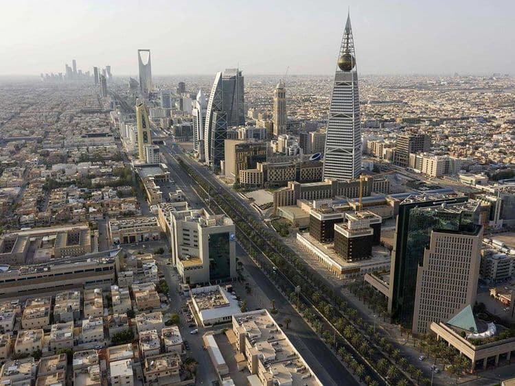 تمديد العمل بالاجراءات الاحترازية لمدة 20 يوما إضافيا