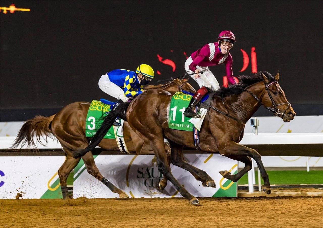 مشرف لحظة فوزه بكأس السعودية. واس