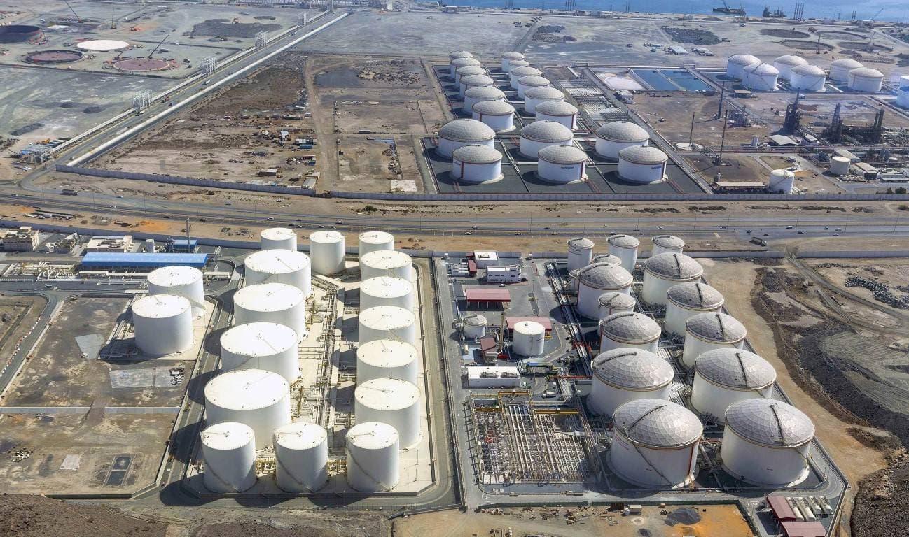 محللون: تركيز السوق النفطية ينصب على تشديد الأساسيات وترقب خطوات «أوبك +» المقبلة