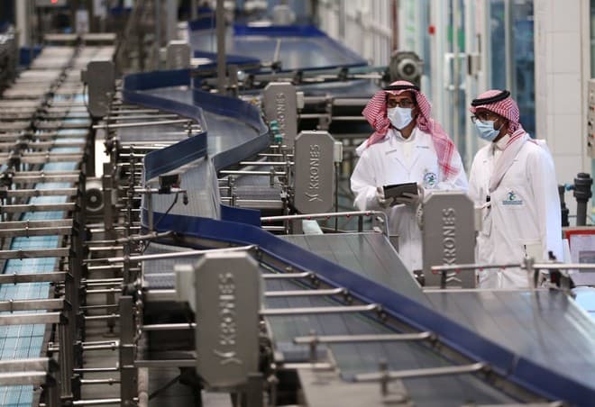 الرياض : ضبط 75 ألف جهاز ومنتج طبي مخالف في موقع سكني