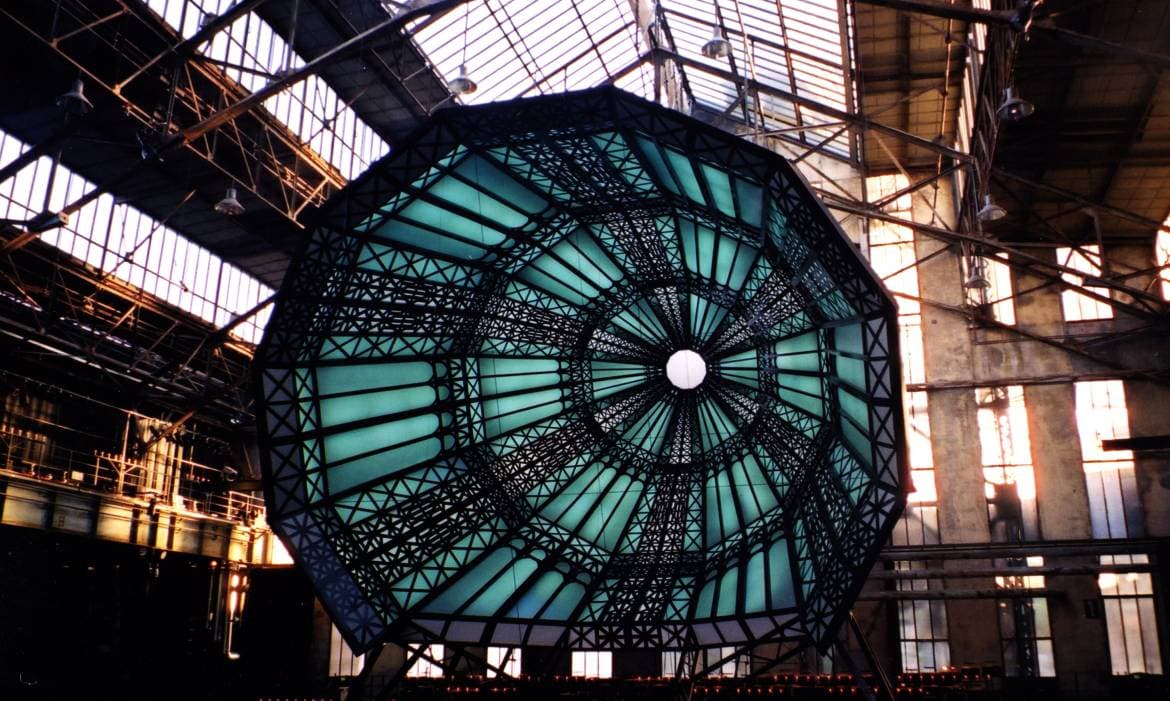 إيليا وإميليا كاباكوف - القبة.