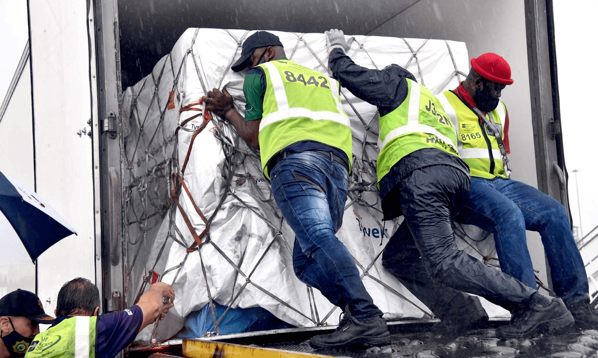 نيجيريا تتسلم الدفعة الأولى من لقاح كورونا