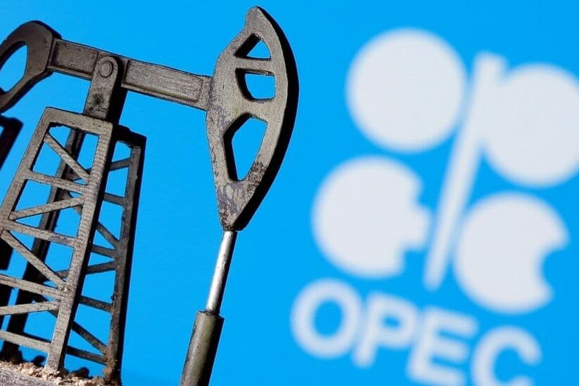 "أوبك+" تتجه للحفاظ على مستوى الانتاج مع استمرار ضعف سوق النفط