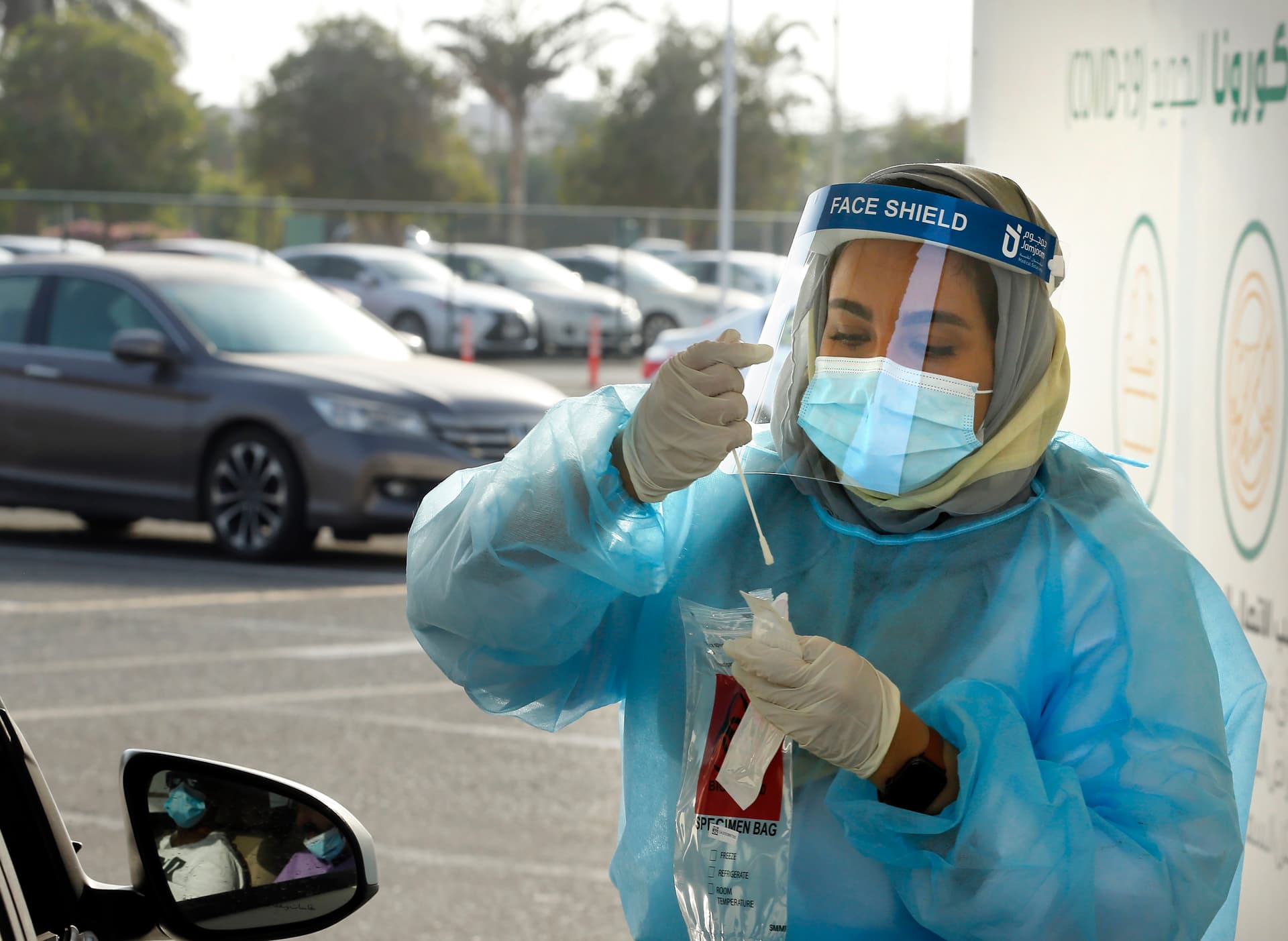 إرجاء مواعيد الجرعة الثانية من لقاح كورونا لتغطية شريحة أكبر من المجتمع بالجرعة الأولى