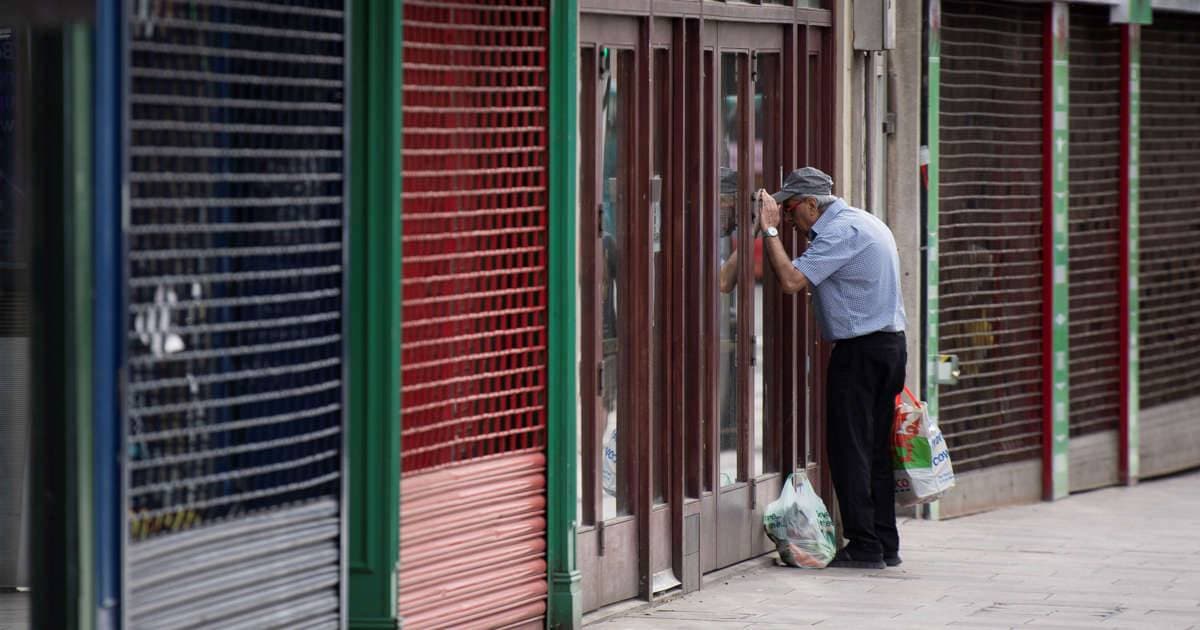 جميع القطاعات في المملكة المتحدة عانت من انخفاضات كبيرة في الوظائف ذات الرواتب الثابتة.